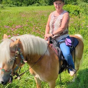 Meet your Posher, Jennifer